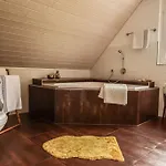New With Breathtaking Views! Chalet