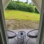 New With Breathtaking Views! Chalet