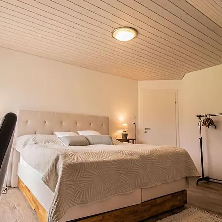 New With Breathtaking Views! Chalet Alt St. Johann