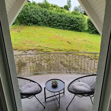 New With Breathtaking Views! Chalet