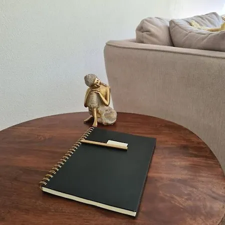 New With Breathtaking Views! * Alt St. Johann