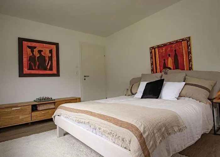 New With Breathtaking Views! * Alt St. Johann