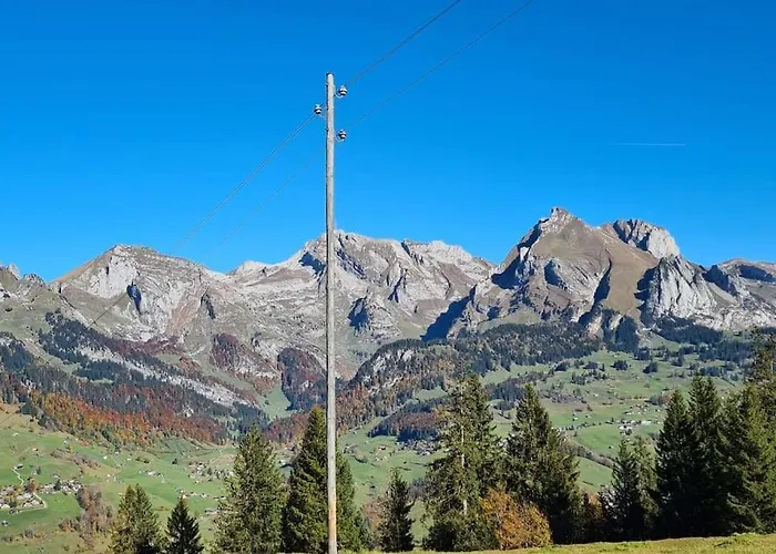 Domek alpejski New With Breathtaking Views!