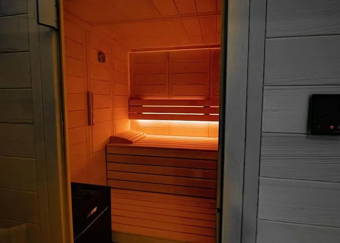 Chalet New With Breathtaking Views!