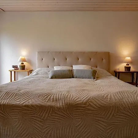 New With Breathtaking Views! シャレー *